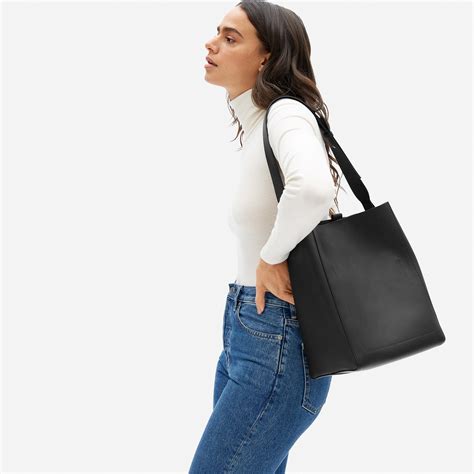 everlane studio bag